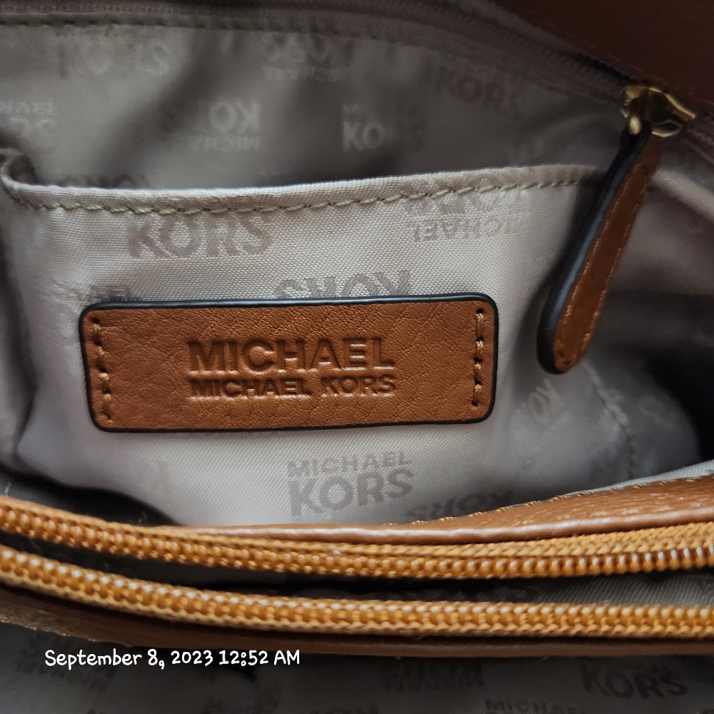 Michael Kors Hamilton Satchel - Picture 2 of 5
